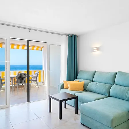 Апартаменты Neptuno Ocean View, Line With Pool Пуэрто-де-Сантьяго