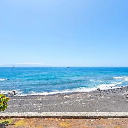 Neptuno Ocean View, Line With Pool Апартаменты